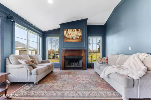 Living - 123 Abney Rd, Cochran, GA 31014 photo 3 of 3