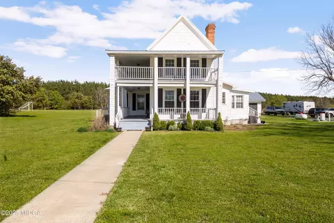 Exterior - 123 Abney Rd, Cochran, GA 31014 photo 6 of 15