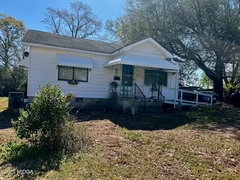 50 Vining St, Forsyth, GA 31029
