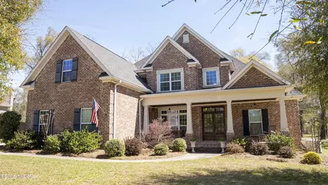 811 St Marys Pl, Bonaire, GA 31005