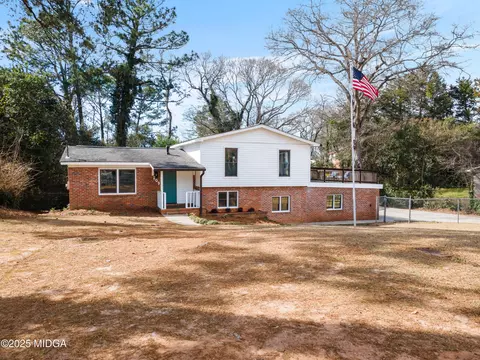 Exterior - 209 Juniper Rd, Warner Robins, GA 31093 photo 16 of 17