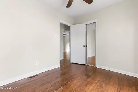 Bedroom - 209 Juniper Rd, Warner Robins, GA 31093 photo 6 of 8