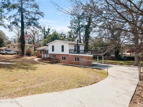 Exterior - 209 Juniper Rd, Warner Robins, GA 31093 photo 14 of 17