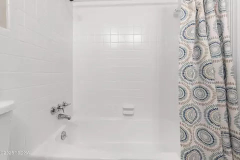 Bath - 209 Juniper Rd, Warner Robins, GA 31093 photo 6 of 6