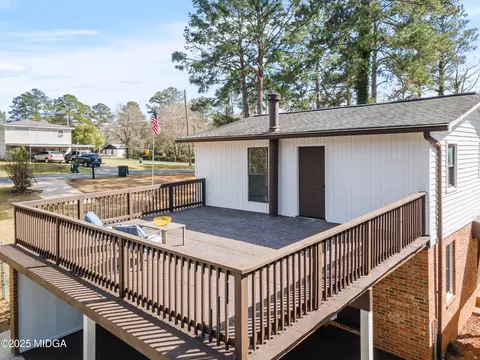 Exterior - 209 Juniper Rd, Warner Robins, GA 31093 photo 12 of 17