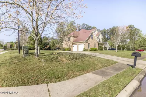 303 Ruby Ct, Gray, GA 31032 photo 2