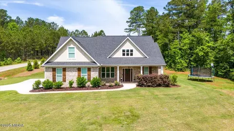 41 Laurel Rdg, Forsyth, GA 31029