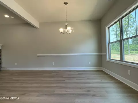 Dining - 446 Gray Wolf Dr, Macon, GA 31216 photo 2 of 2