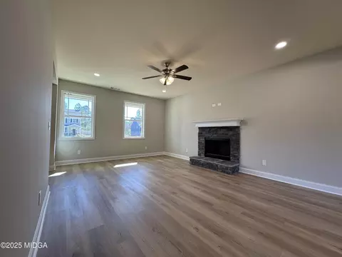 Living - 446 Gray Wolf Dr, Macon, GA 31216 photo 1 of 4