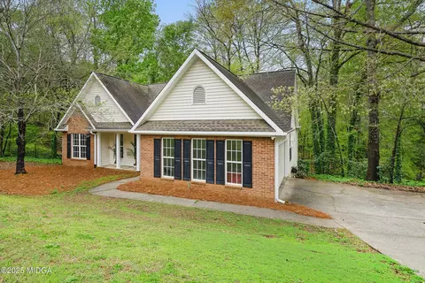 162 Northridge Dr, Macon, GA 31220