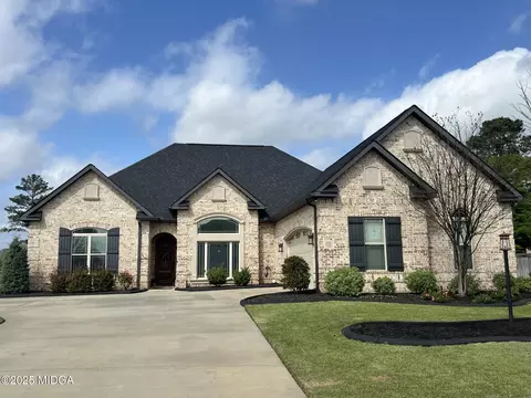 826 Kyler Ln, Bonaire, GA 31005