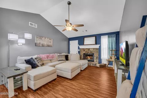 520 Arcadia Ct, Monroe, GA 30655 photo 8