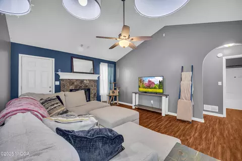 520 Arcadia Ct, Monroe, GA 30655 photo 9