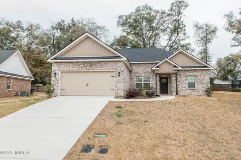 206 Hill Ln, Perry, GA 31069