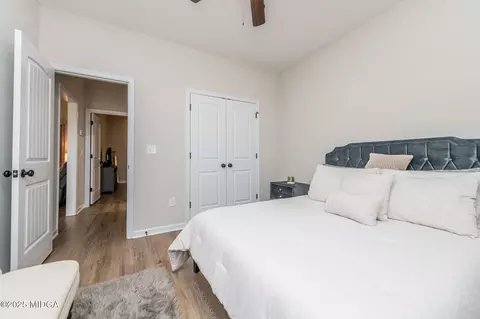 Bedroom - 206 Hill Ln, Perry, GA 31069 photo 4 of 13