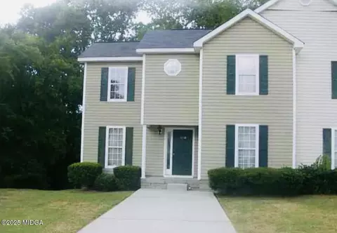 110 W Oak Manor Ct, Macon, GA 31210