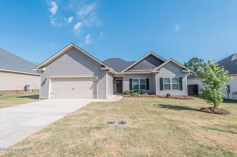 310 New Hope Dr, Perry, GA 31069 photo 2