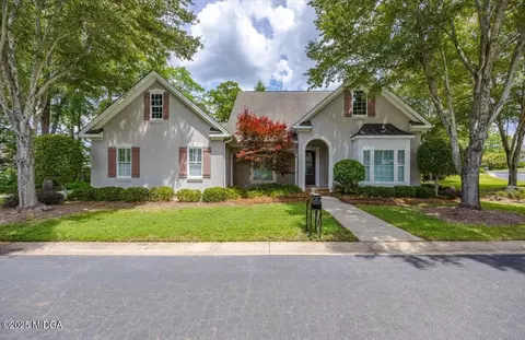 101 Maimont Cir, Macon, GA 31210
