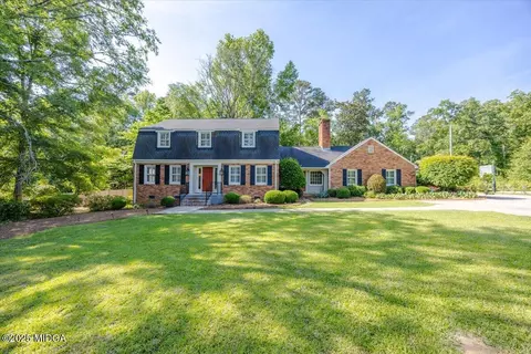 4802 Wesleyan Woods Dr, Macon, GA 31210