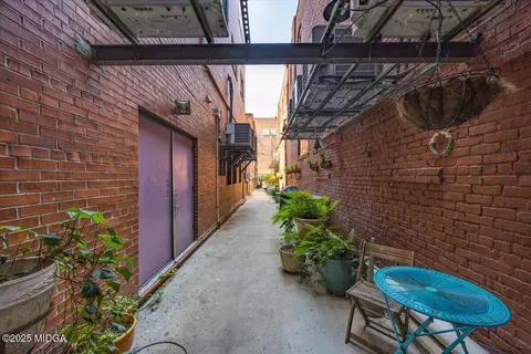 522 Cherry St #102, Macon, GA 31201