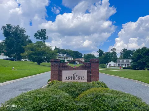 6591 Dana Dr, Macon, GA 31220