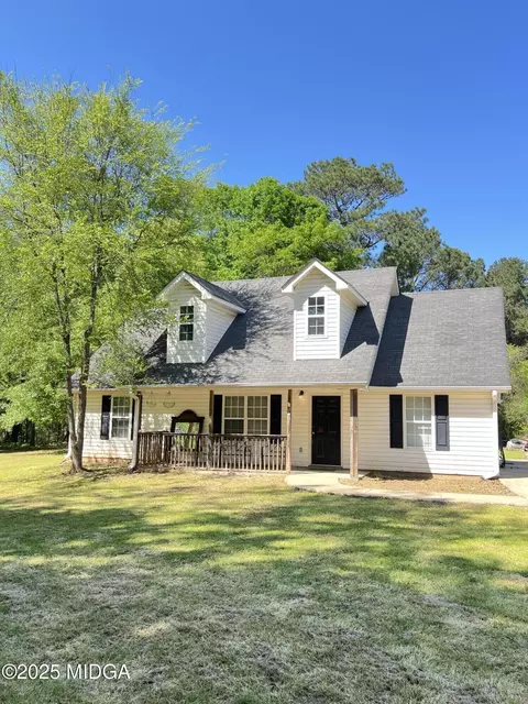 231 Red Berry Rd, Jackson, GA 30233