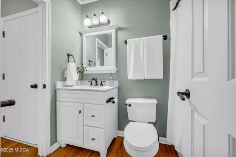 Bath - 770 River Cove Dr, Dacula, GA 30019 photo 1 of 5