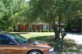 102 Oklahoma Ave, Warner Robins, GA 31093