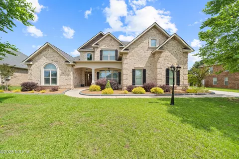 311 Montgomery St, Warner Robins, GA 31088