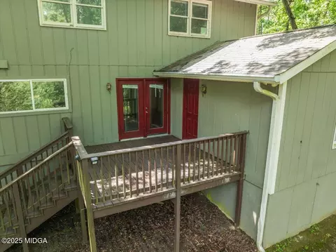 Exterior - 1114 King Arthur Dr, Macon, GA 31220 photo 6 of 7