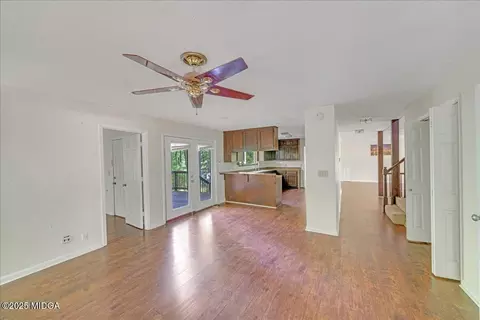 Living - 1114 King Arthur Dr, Macon, GA 31220 photo 3 of 5