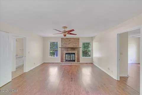 Living - 1114 King Arthur Dr, Macon, GA 31220 photo 2 of 5