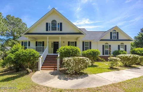 319 Lite N Tie Rd, Gray, GA 31032