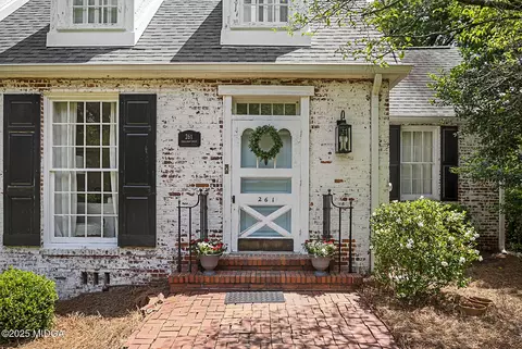 Exterior - 261 Calloway Dr, Macon, GA 31204 photo 2 of 6