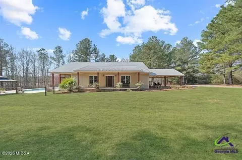 22299 Us-441, Mcintyre, GA 31054