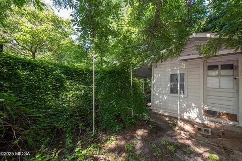 Exterior - 111 Mason Dr, Centerville, GA 31028 photo 6 of 8