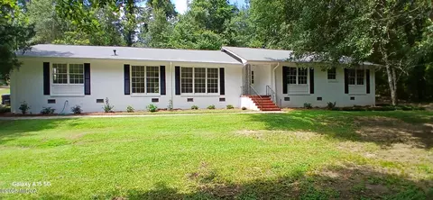 131 Crestwood Dr, Macon, GA 31211