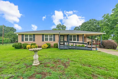 5654 School Rd, Macon, GA 31216
