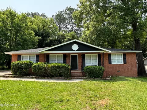 867 Forest Lake Dr S, Macon, GA 31210