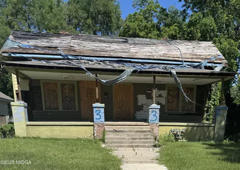 1425 3rd St, Macon, GA 31201