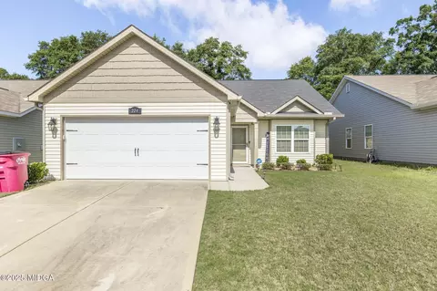 224 Allentown Ln, Macon, GA 31216