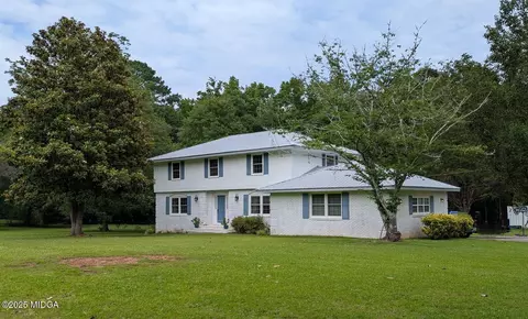 67 Wilder Dr, Forsyth, GA 31029
