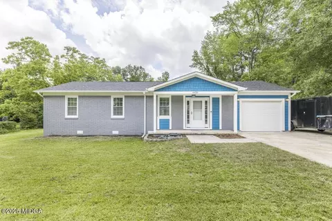 4450 Massey Rd, Macon, GA 31206
