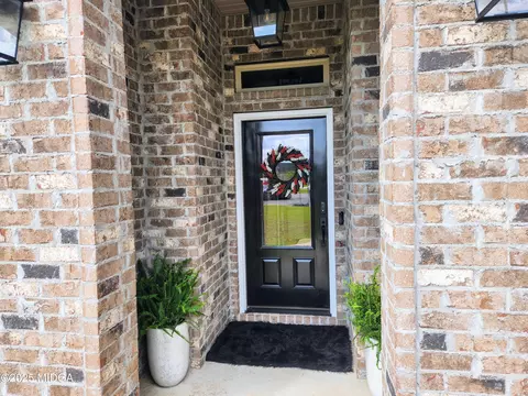 Entry Way - 109 Raspberry Trl, Perry, GA 31069 photo 1 of 7