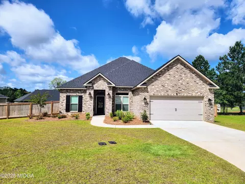 Exterior - 109 Raspberry Trl, Perry, GA 31069 photo 4 of 12