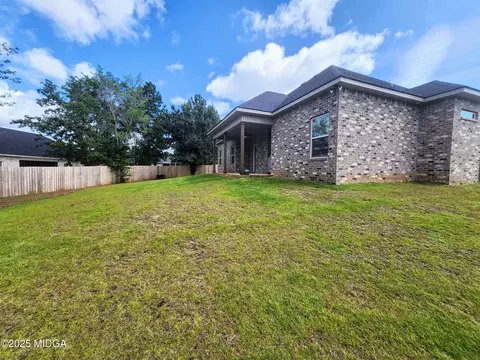 Exterior - 109 Raspberry Trl, Perry, GA 31069 photo 9 of 12
