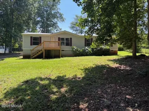 245 Merry Dr NW, Milledgeville, GA 31061