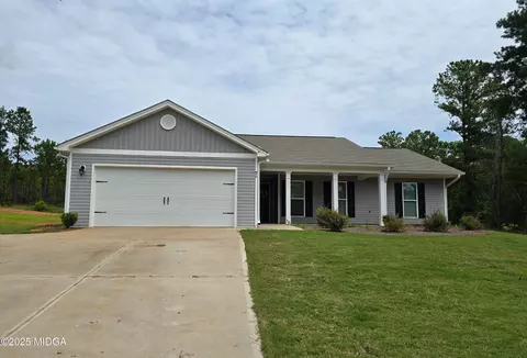 754 Lake Laurel Rd NE, Milledgeville, GA 31061