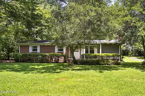 7350 Zebulon Rd, Macon, GA 31220