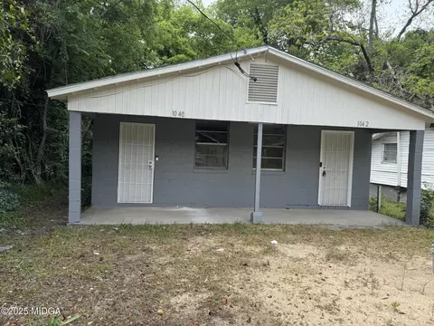 1040 Chestney St, Macon, GA 31217